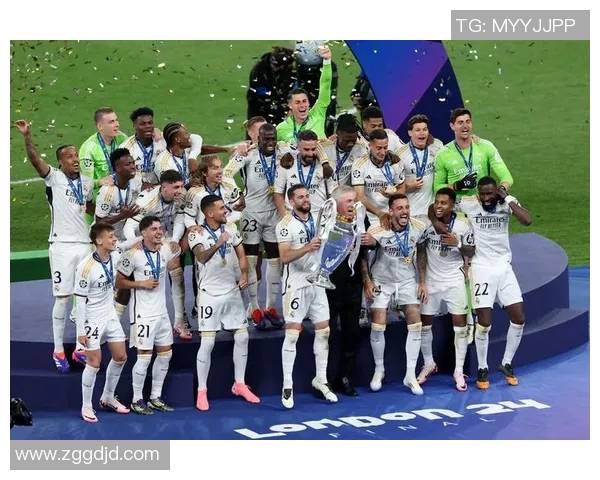 多特蒙德与皇马激战在即谁能在欧冠赛场上笑到最后